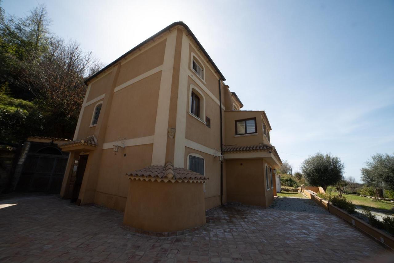 Villa Con Piscina Privata A 2 Kilometri Da Tropea Gasponi Eksteriør billede
